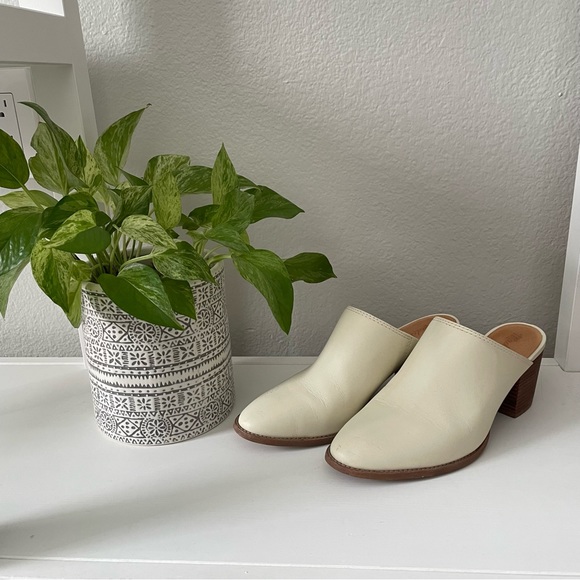 Madewell Shoes - 🚨DONATING/YARD SALE 9/29🚨